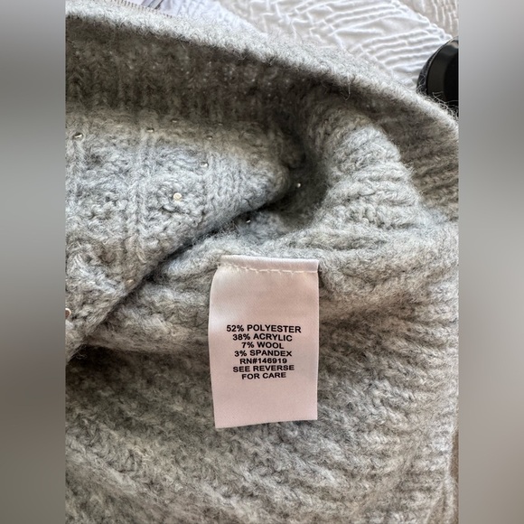 Rachel Roy Silver Gray Warm Pearl Sweater Size L NWT - Picture 9 of 9